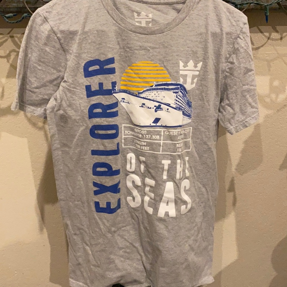 T-shirt